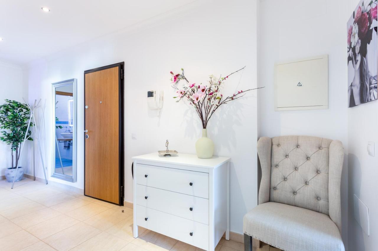 Sacha'S Sweet Home, Lovely 2 Bedroom Apartment, Walking Distance To Town, Beach And Marina Lagos Exteriör bild
